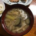 Ruriluru's cooksnap of when they made 蓮根と茄子と舞茸のお味噌汁.