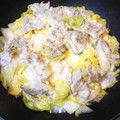 ＠迷子＠'s cooksnap of when they made 節約！鍋ひとつ！豚小間と白菜のチーズ蒸し.