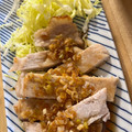 shokotang's cooksnap of when they made 厚切りポーク 簡単ねぎ醤油ステーキソース.