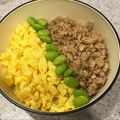 いずみん2525's cooksnap of when they made ふっくらジューシー♡鶏そぼろの二色丼.