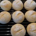 プチトマト's cooksnap of when they made 手ごね5分♬もちふわ米粉入り丸パン.
