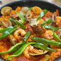 毎日笑顔になる料理's cooksnap of when they made フライパンで簡単！我が家のパエリア.