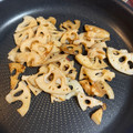 みぃぃちゃん☆'s cooksnap of when they made れんこんの塩炒め.