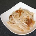 WOODs´'s cooksnap of when they made ☆もやしのザーサイあえ☆.