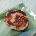 かいね0210's cooksnap of when they made 作り置きにも！ふわふわはんぺんバーグ☻.