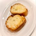 悠LOVE航's cooksnap of when they made お手軽！ガーリックトースト.