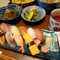 ひっこ's cooksnap of when they made スーパーのお寿司をお皿に盛り付ける。.