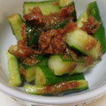 クックE662AA☆'s cooksnap of when they made 簡単1品★たたき胡瓜の梅あえ.