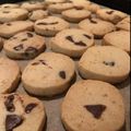 Qんにゃ〜's cooksnap of when they made 簡単☆卵不使用☆チョコチップクッキー.