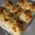 mami ume's cooksnap of when they made ランチに♪HBウインナーチーズちぎりパン.
