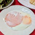 アイリッシュショコラ's cooksnap of when they made レンジで1分ハムエッグ　超簡単!!!.
