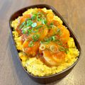 sakuko99's cooksnap of when they made エビチリ玉のっけ丼弁当♡.