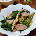 ramieru's cooksnap of when they made 魚肉ソーセージとほうれん草と卵の炒め物.
