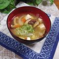 クックHG9V8Y☆'s cooksnap of when they made 玉ねぎ、椎茸、豆腐のお味噌汁.