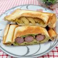 在宅勤務のおじさん's cooksnap of when they made ウインナーとチーズの簡単★ホットサンド.