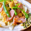 あっちゃんキッチン♪'s cooksnap of when they made 玉葱ウインナー卵の炒め物.
