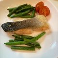 カラリとハレル's cooksnap of when they made サーモンのレモンガーリックムニエル⭐︎.
