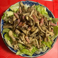 よしひさくん's cooksnap of when they made レタスときのこのＨＯＴサラダ.