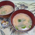 みかかめ's cooksnap of when they made 基本！大根、油揚げ、きのこのお味噌汁.