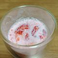 あっちゃんキッチン♪'s cooksnap of when they made 苺にはこれ！練乳、砂糖、ミルクで決まり〜.