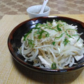 クックI7I5L1☆'s cooksnap of when they made もやしと玉ねぎとささみの柚子ぽんサラダ.