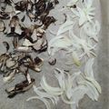 ゆうかりおん's cooksnap of when they made きのことベーコンのピザ.