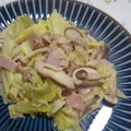 まぶたん's cooksnap of when they made 超簡単！きのことキャベツのマヨネーズ炒め.