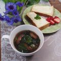 クックHG9V8Y☆'s cooksnap of when they made チンゲン菜とシイタケのスープ.