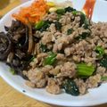 meyuyu's cooksnap of when they made 2食材で簡単ビビンバ風♪ホウレン草＆挽肉.