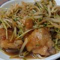 やっちん☆'s cooksnap of when they made 鶏もも肉と豆苗の甘辛炒め.