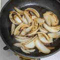 はるいろいちご's cooksnap of when they made これでご飯が食べれる！新玉ねぎステーキ.