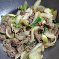 マキマキ913's cooksnap of when they made 牛肉とチンゲン菜の塩にんにく炒め.