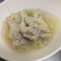 庵chai's cooksnap of when they made 手羽元とキャベツのとろとろ美肌スープ.