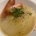 *けいこっこ*'s cooksnap of when they made レンチンde時短♡新玉ねぎ丸ごとスープ.