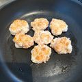 クックUO2ECV☆'s cooksnap of when they made プリプリ海老はんぺん.