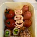honokaokan's cooksnap of when they made ハムチーズのくるくる巻きお弁当に♪.