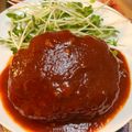 ちぇりー７０１'s cooksnap of when they made とろーり激レア卵ハンバーグ☆.
