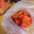 yunapi☆'s cooksnap of when they made 冷蔵庫いっぱいな時は冷凍♪スイカ.