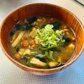 azbjbn's cooksnap of when they made なめことワカメの味噌汁♪ツルツル食感！.