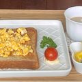まこさんど's cooksnap of when they made プチトマトの転がり防止(*^m^*).