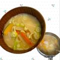 yu🐓's cooksnap of when they made 簡単♡かぼちゃ、人参、大根の味噌汁♡.