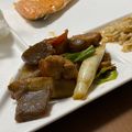 うみ7979's cooksnap of when they made 豚ばら肉･蒟蒻･人参･ごぼうの味噌煮込み.