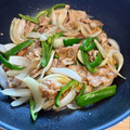 Soirate28's cooksnap of when they made 豚コマとピーマンと玉ねぎの味噌炒め.