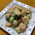 mi_ricky's cooksnap of when they made エビアボカドブロッコリーのオーロラサラダ.