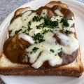 yu🐓's cooksnap of when they made カレーの残りで♪チーズカレートースト.