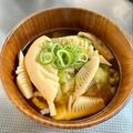 azbjbn's cooksnap of when they made 春味♪ 筍と春キャベツの味噌汁.