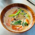 azbjbn's cooksnap of when they made 小松菜としめじとにんじんの豆乳味噌汁.