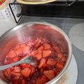 chikurin♪'s cooksnap of when they made ローゼルとリンゴジャム.