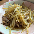 ズボラ主婦もんくくん's cooksnap of when they made ご飯がすすむ!!もやしと牛肉のすき焼き風.