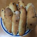 さらさんレシピ's cooksnap of when they made 定番♪チョコチップのスティックパン.